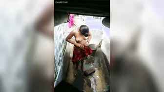 GF Getting Dressed Slowly After Hot Shower Caught On Cam