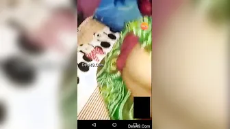 Bhabhi Getting Her Pussy Teased With Candle During Video Call