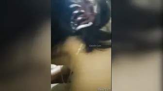 Bhabhi Pleasing Her Man With Her Mouth Before Getting Fucked