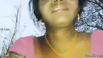 Bhabhi Sucking Client Outdoors Then Bouncing On Him In Bushes