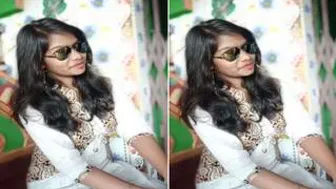 Moaning Village Girl Taking Painful Deep Strokes With Loud Audio