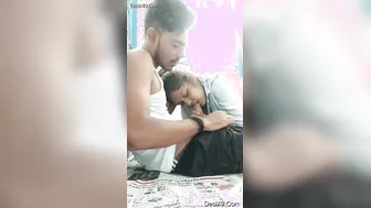 College Girl On Her Knees Servicing Her Boyfriend Eagerly