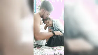 College Girl On Her Knees Servicing Her Boyfriend Eagerly