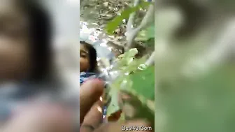 Desi Bhabhi Sneaking Around With Her Lover In The Village Field