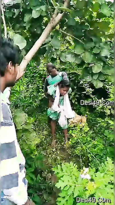 Slutty Village Girl Fucking Client Outdoors In The Forest Area