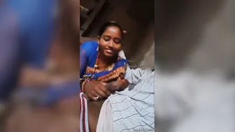 Married Village Woman Giving Her Man A Proper Morning Blowjob