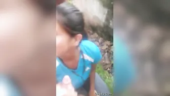 His GF Sucking Him Outdoors Before He Cums On Her Face