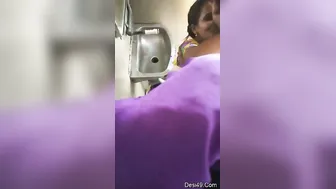 Train Toilet Sex Secretly Filmed While Couple Fucks During Journey