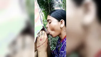 Bhabhi Secretly Blowing Her Devar Outside In The Open Fields