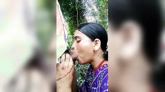 Bhabhi Secretly Blowing Her Devar Outside In The Open Fields
