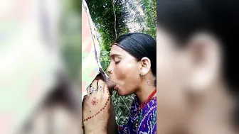 Bhabhi Secretly Blowing Her Devar Outside In The Open Fields