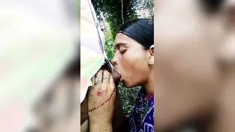Bhabhi Secretly Blowing Her Devar Outside In The Open Fields