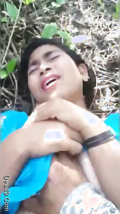 Village Babe Crying Out During Painful First Time Outdoor Sex