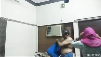 Hidden Cam Catches Older Man Drilling Bhabhi Hard In Hotel Room