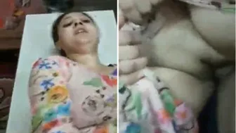 Bhabhi Moaning Dirty Hindi While Getting Railed By Young Lover