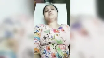 Bhabhi Moaning Dirty Hindi While Getting Railed By Young Lover