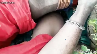 Bhabhi Spreading Wide For Young Guy Pounding Her Outdoors Rough