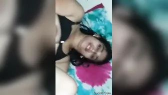 Horny GF Moaning Loud As He Fingers Her Dripping Pussy