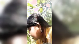 Village Lovers Making Out While He Films Her Dripping Wet Pussy