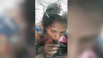 Village Girl Giving Sloppy Blowjob Outdoors Behind The Farm