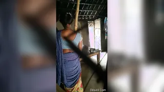 Bhabhi Sucking Devar Cock Before Taking It Doggy At Home