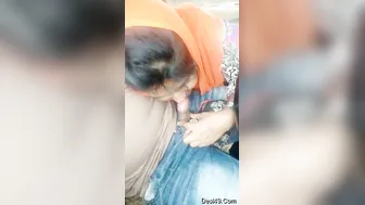 GF Giving Roadside Blowjob In The Backseat Of His Car