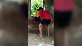 Young Guy Pounding Slutty Bhabhi From Behind In Doggy Style