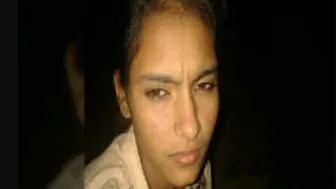 Amateur Couple Fucking Late Night While Everyone Sleeps Nearby