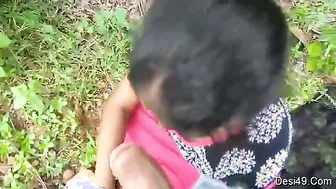 Village Girl Giving Sloppy Blowjob Outdoors Behind The Fields