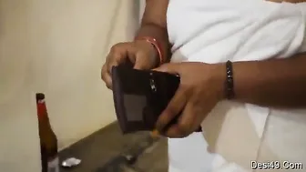 Married Bhabhi Getting Pounded In Cheap Hotel Room Session