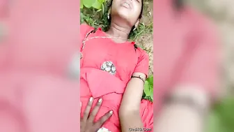 Cute GF Getting Fucked Outdoors Behind The Building