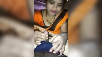 Married Bhabhi Sucking Her Lover Dry In Bedroom Session