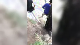 College Couple Getting Caught Fucking Outside Running Away Naked