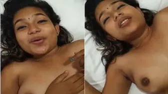 Tamil GF Fingering Herself Making Sexy Faces On Camera