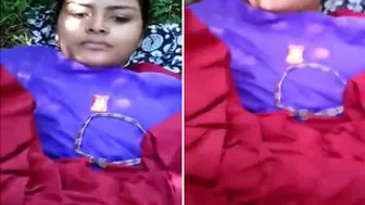 Bhabi Getting Naughty With Lover Outdoors Behind The Village