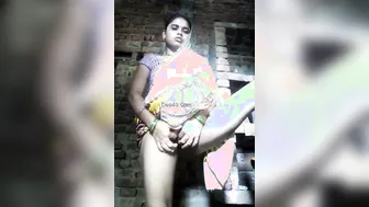 Horny Bhabi Spreading Legs Wide Fingering Her Wet Pussy Alone