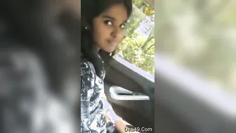 College Babe Sucking Boyfriend Dick In Car After Class