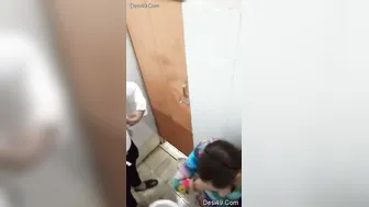 Desi Boy Fucking His GF In Public Toilet Caught
