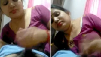 Beautiful Aunty On Her Knees Giving Me Sloppy Head At Her Place