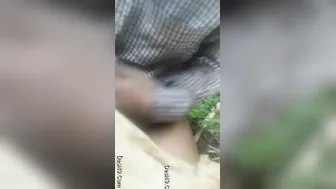 Village GF Getting Fucked Outdoors By Her Boyfriend