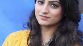 Young Desi Babe Leaked Video Showing Her First Time With Bf