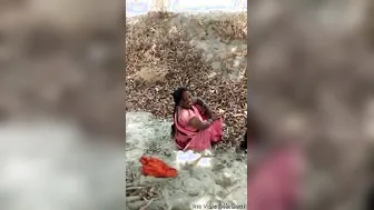Village Couple Caught Fucking Behind The Temple By Neighbors
