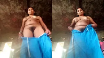 Boudi Stripping And Spreading To Show Off Her Sexy Assets