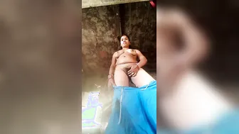Boudi Stripping And Spreading To Show Off Her Sexy Assets