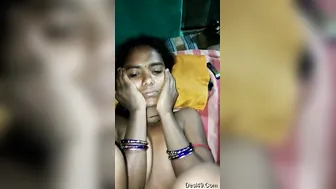 Bhabhi Moaning Loud As Hubby Pounds Her From Every Angle