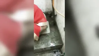 Cute Bhabhi Meeting Client In Local Hotel For Secret Fucking