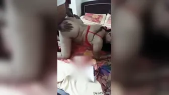 Married Bhabhi Getting Pounded In Bedroom While Moaning Loudly