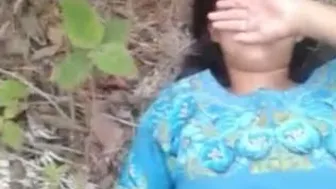 Taking My GF Outdoors Fucking Her Against The Tree