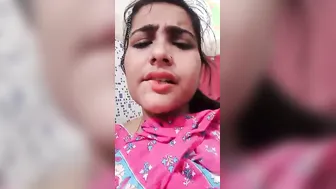 Desi Babe Playing With Her Big Tits While Fingering To Climax