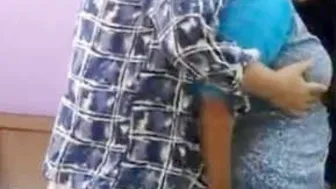 Mature Aunty Spreading Her Legs Wide Open Ready For Fucking